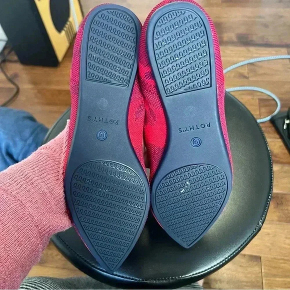 Rothy’s Woman’s The Point In Red Camo Flats w8/5 - Picture 12 of 12